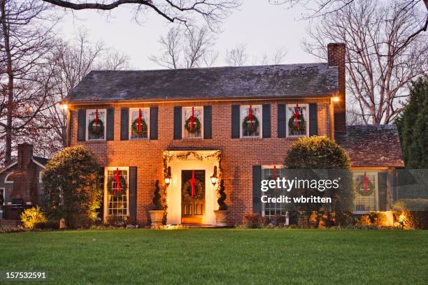 home for christmas at night - decoration stock pictures, royalty-free photos & images