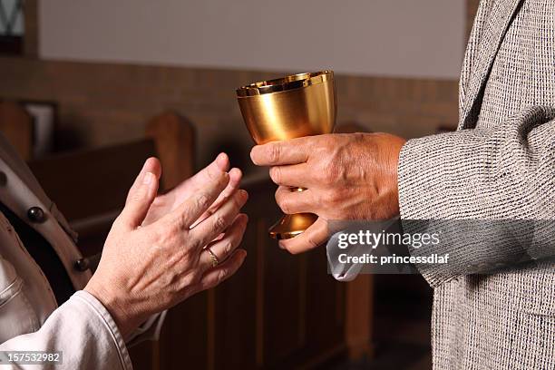 blood of christ - receiving communion stock pictures, royalty-free photos & images