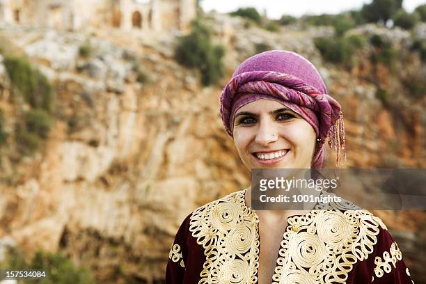 woman with traditional clothing - iraq stock pictures, royalty-free photos & images
