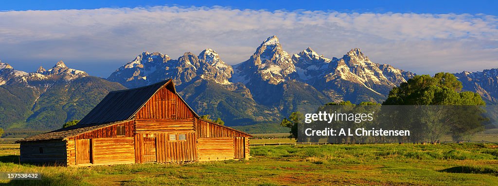 Tetons Mormon Barn
