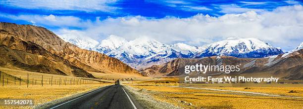 karakoram highway, pamir, xinjiang china - kashgar - fotografias e filmes do acervo