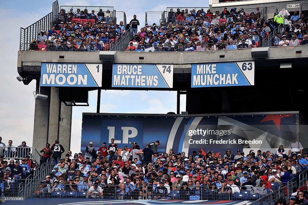 Houston Texans v Tennessee Titans