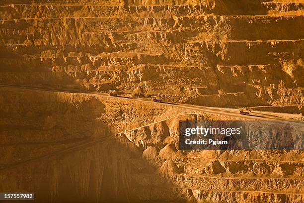 open pit mine in the usa - bingham canyon mine stock pictures, royalty-free photos & images