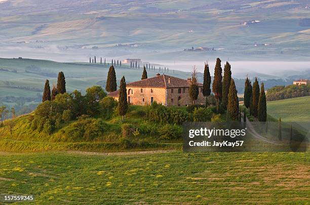 toskanische villa - tuscany villa stock-fotos und bilder