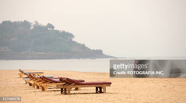 beach in candolim - goa resort stock pictures, royalty-free photos & images