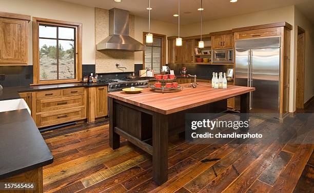 rustic modern kitchen - rustic wood stockfoto's en -beelden