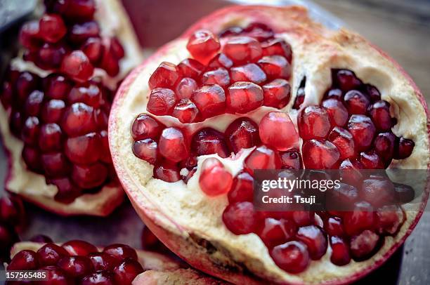 pomegranate - granaatappel stockfoto's en -beelden