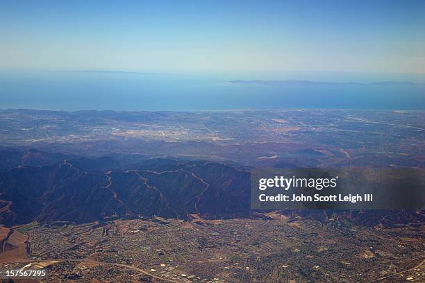 los angeles suburbs and skyline - ozone layer stock pictures, royalty-free photos & images