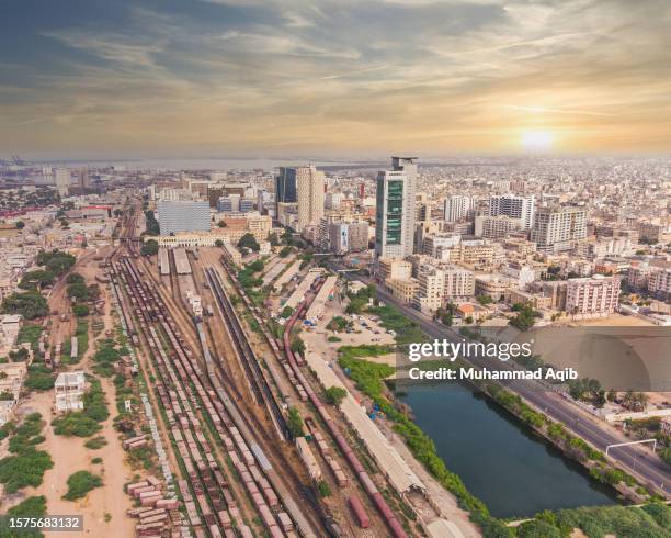 karachi pakistan - pakistan monument 個照片及圖片檔