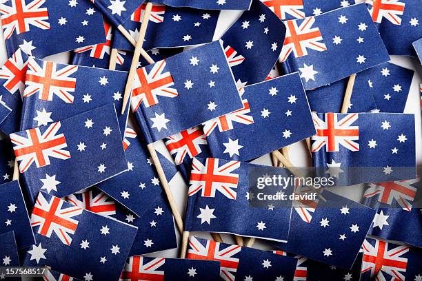 bandera australiana cóctel flags - día de australia fotografías e imágenes de stock