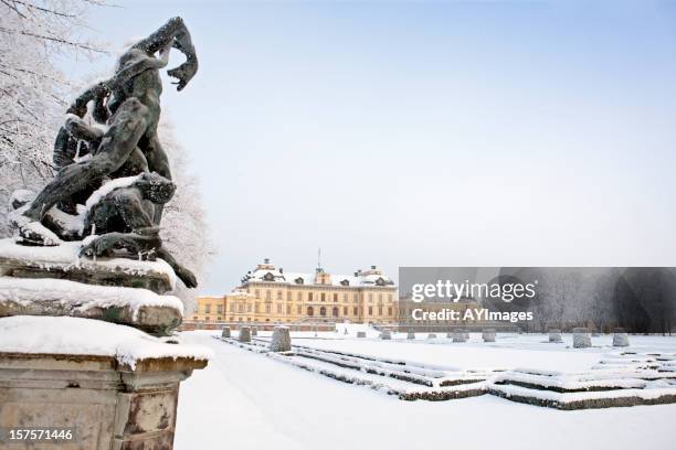 winter gardens im schloss drottningholm (schweden - drottningholm palace stock-fotos und bilder