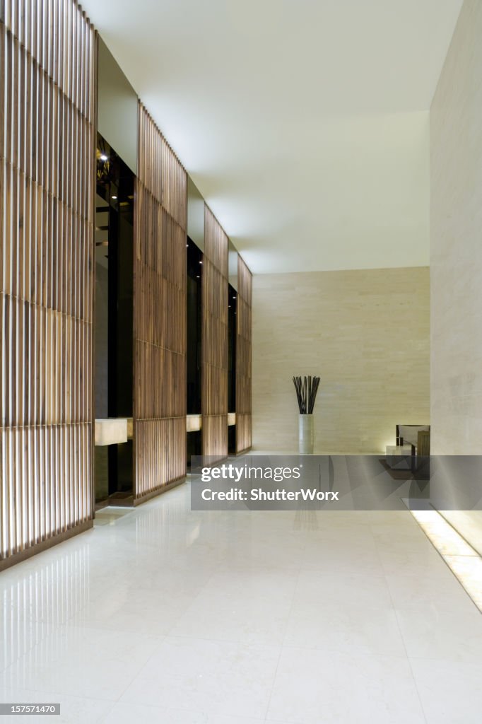Moderne Aufzug in der Lobby