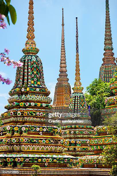 wat pho - wat pho stock pictures, royalty-free photos & images