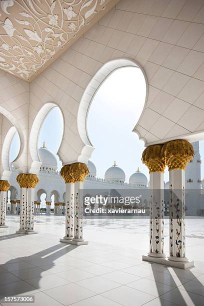 grand mosque - abu dhabi stock pictures, royalty-free photos & images