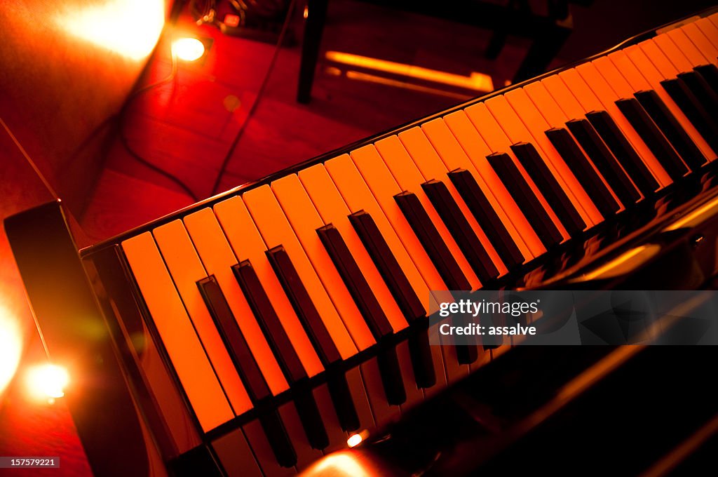 Floor in a pianobar