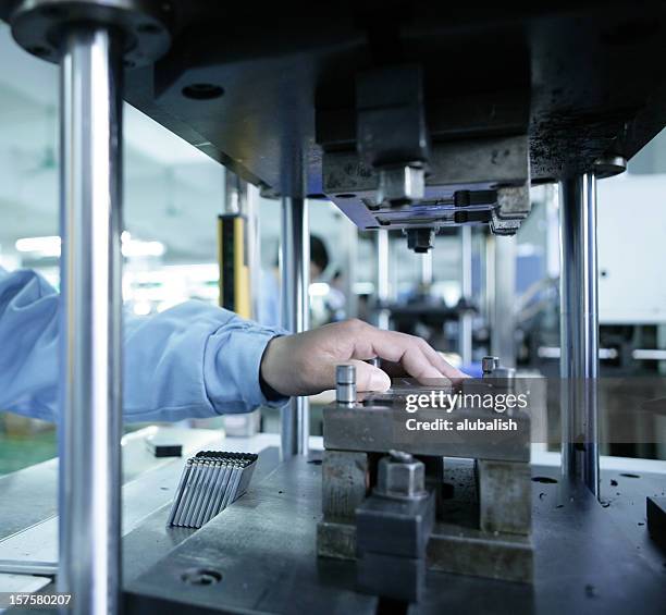 plastic injection tooling machine - moulding machine stock pictures, royalty-free photos & images
