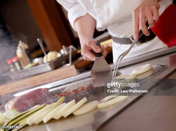 tapanyaki, japanese cooking - grill fire meat stockfoto's en -beelden