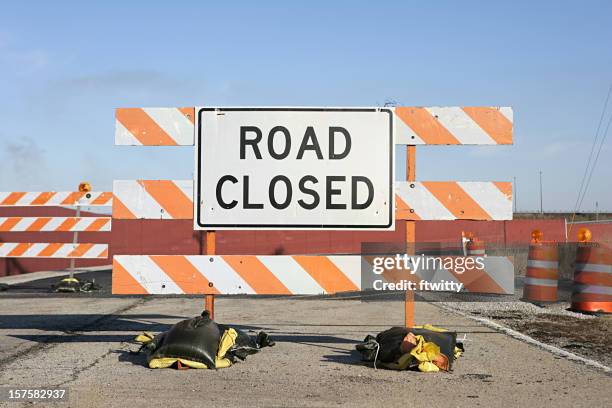 road closed sign - road closed stock pictures, royalty-free photos & images