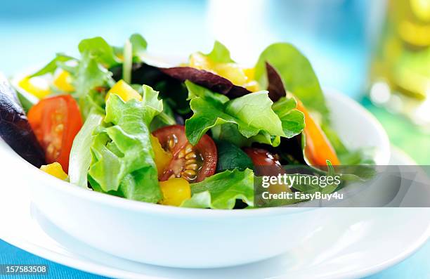 fresh mixed salad - side salad - fotografias e filmes do acervo