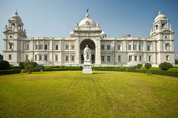 victoria memorial in calcutta, india - kolkata stock pictures, royalty-free photos & images
