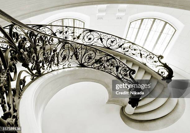 staircase in paris - old castle entrance stockfoto's en -beelden