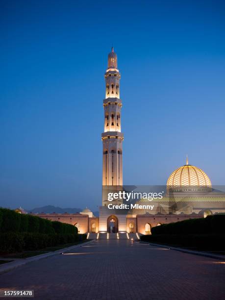 o grande mesquita sultan qaboos - grande mascate imagens e fotografias de stock