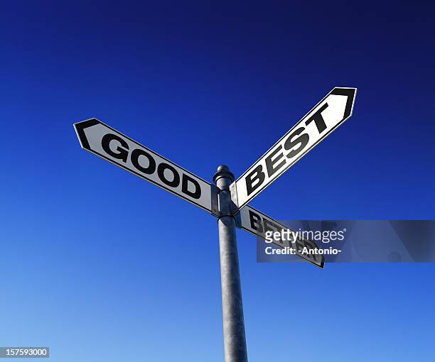 directional choices arrow signpost - positieve emotie stockfoto's en -beelden