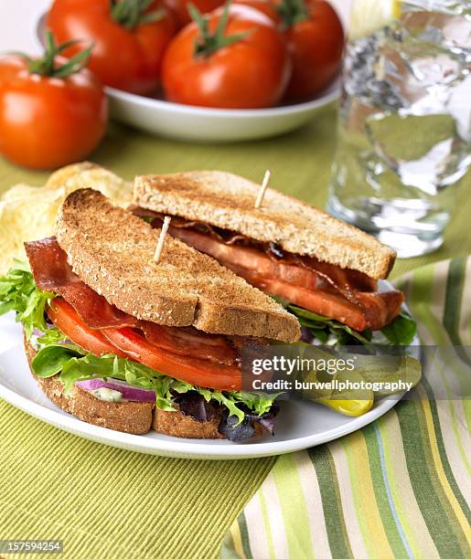 gesunde blt sandwich - blt sandwich stock-fotos und bilder