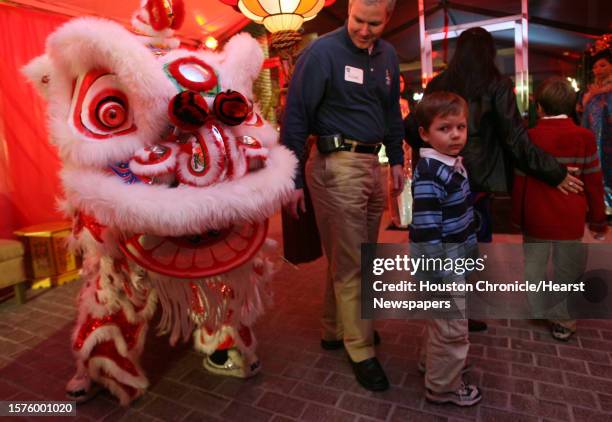 Lion Dance Equipment Photos and Premium High Res Pictures - Getty Images