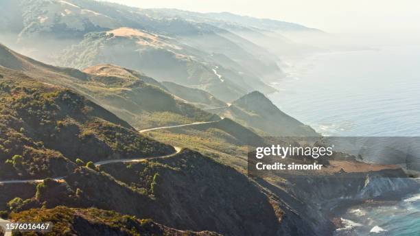 vista di soda spring creek - california centrale foto e immagini stock