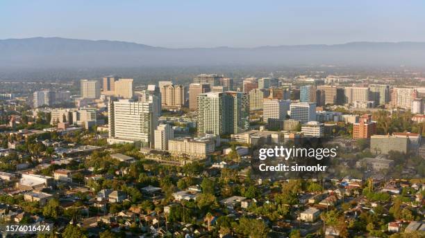 blick auf die stadt - san jose stock-fotos und bilder