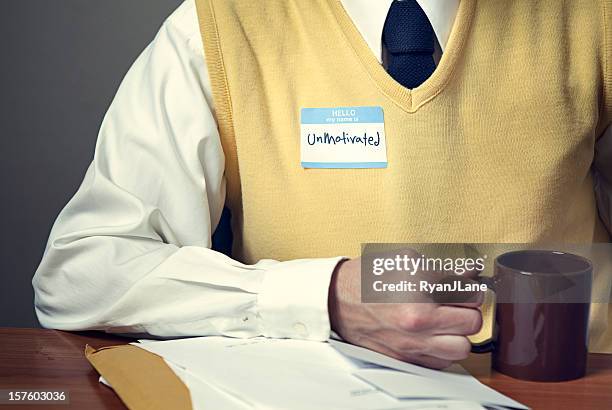 hola mi nombre es desmotivado - name tag fotografías e imágenes de stock