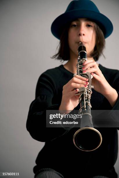 playing the clarinet - klarinett bildbanksfoton och bilder