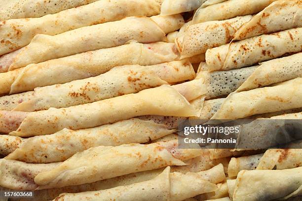 sweet panqueques - cultura húngara fotografías e imágenes de stock