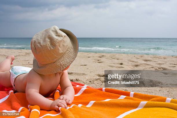 328 Baby Beach Towels Photos and Premium High Res Pictures - Getty Images