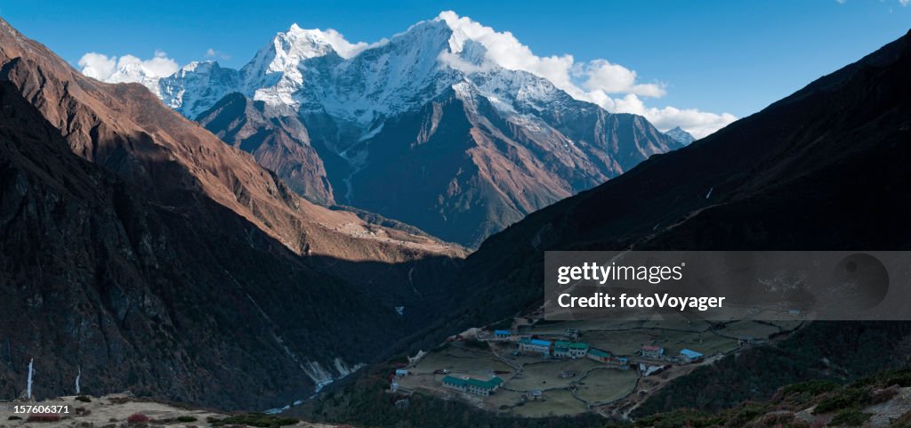 Himalajagebirge Sherpa village schneebedeckten Gipfel Mount Everest NP Nepal