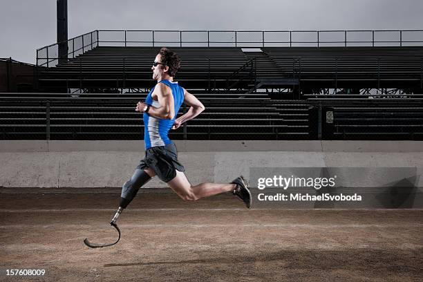 prosthetic racer - amputee running stock pictures, royalty-free photos & images