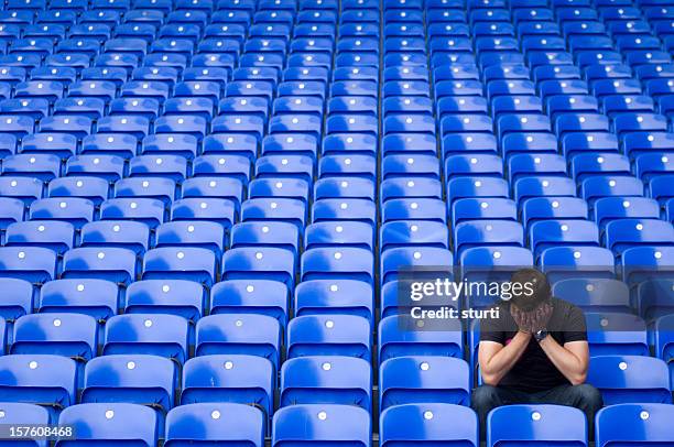 football blues - nederlaag stockfoto's en -beelden