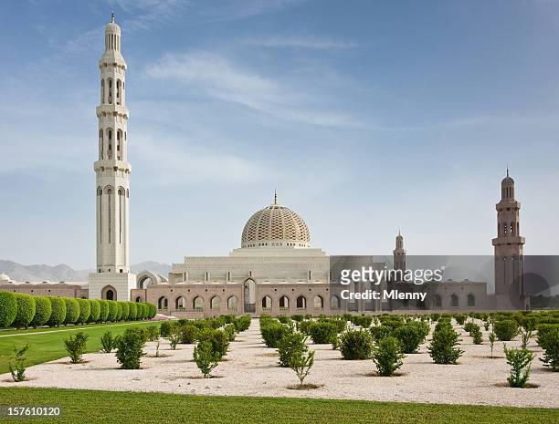 スルタンカブースグランドモスク masqat マスカットオマーン - sultan qaboos grand mosque ストックフォトと画像