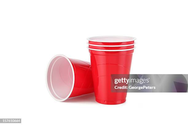 red plastic disposable cups with clipping path - paper cup 個照片及圖片檔