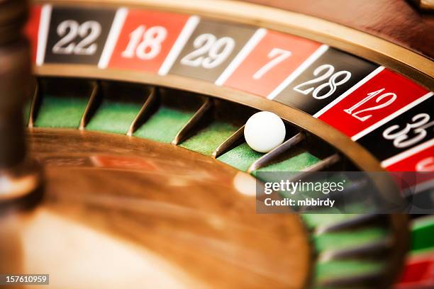 ruleta - ruleta fotografías e imágenes de stock