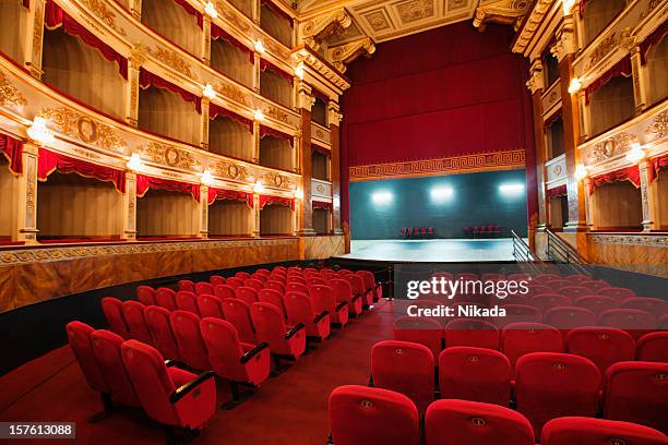 classica, teatro in europa - teatro interno foto e immagini stock