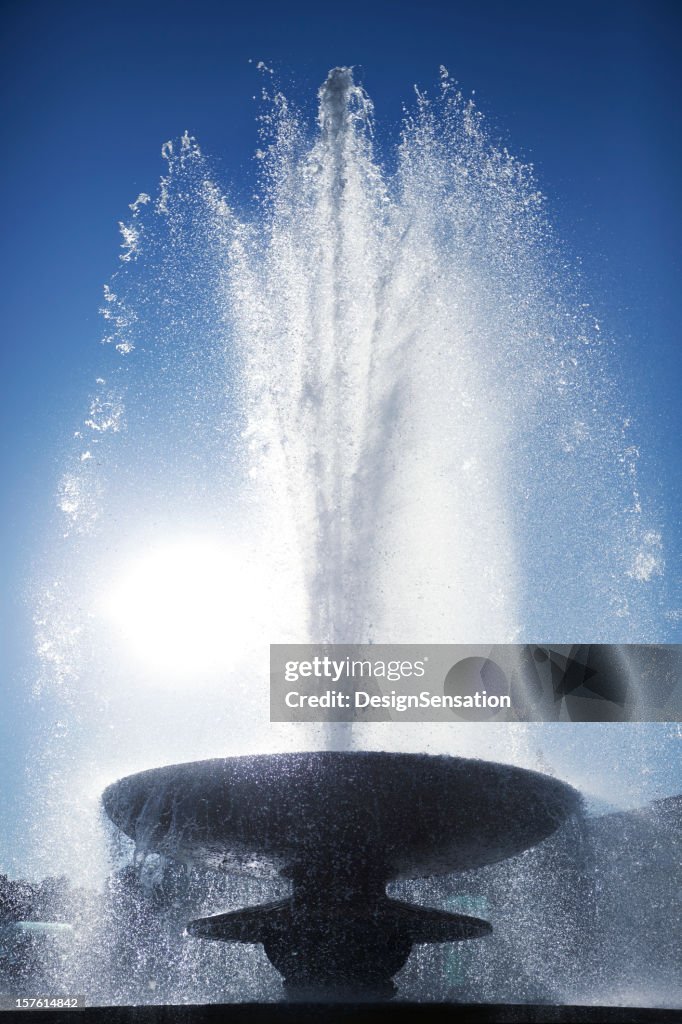 Fountain in Trafalgar Square (XXXL)