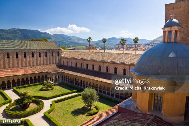 cloiser of abbey in monreale (sicily, italy) - monreale stock pictures, royalty-free photos & images