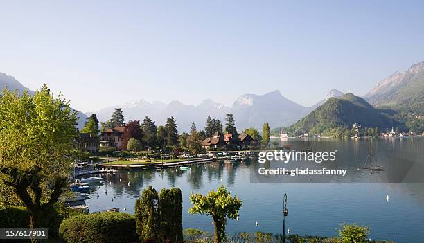 morning calm - annecy stockfoto's en -beelden