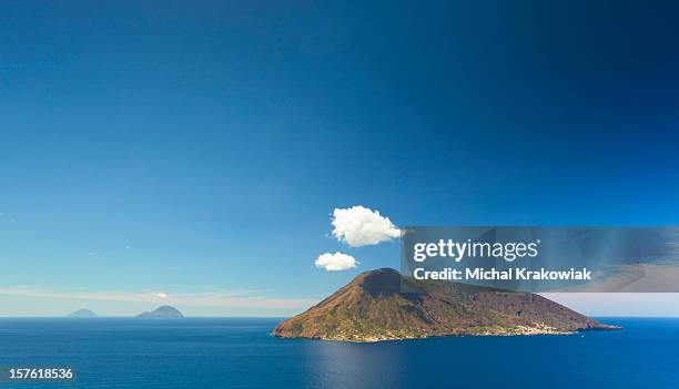 aeolian islands - aeolian islands stockfoto's en -beelden