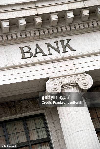 segnale di banca - bank foto e immagini stock