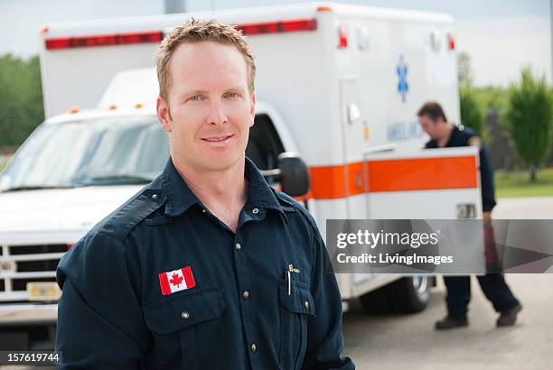 paramedics - ems stock pictures, royalty-free photos & images