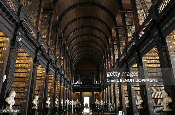 Illustration picture shows the library of the Trinity college, 09 October 2007 during Belgium's King Albert and Queen Paola's official state visit to...