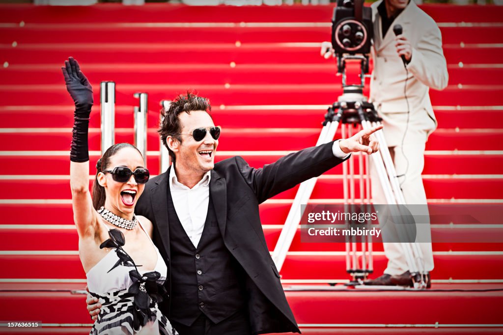 Celebrity couple sur le tapis rouge à Cannes